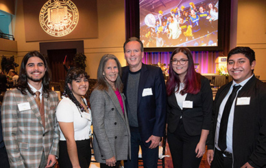 UC San Diego Silberman Chancellor’s Associates Scholars with Karen and Jeff Silberman (at center)